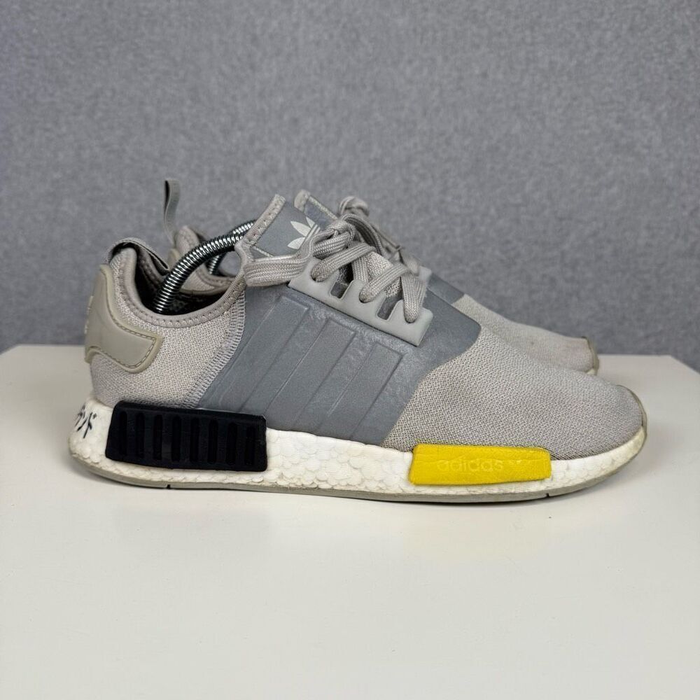 Adidas Boost LHG 029003 Men's Sneakers Size 10 US Grey White Athletic